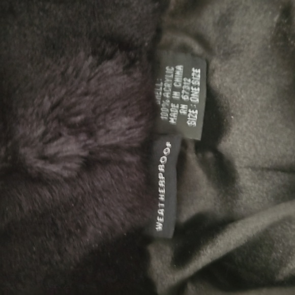 WEATHERPROOF Woman's Faux Fur Winter Hat One Size Black - Picture 3 of 6